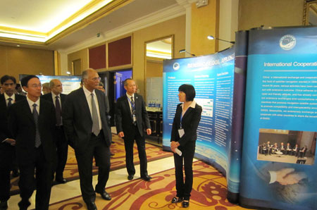 外国集团参观总部